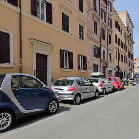 Colosseo Terrace Apartment Rome
